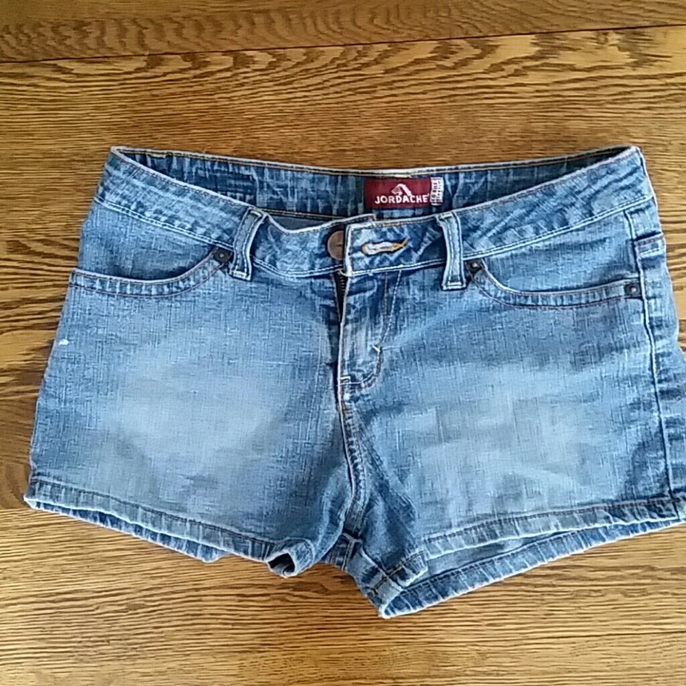 Jordache  Low Rise Stretch Jean Shorts Size 7/8